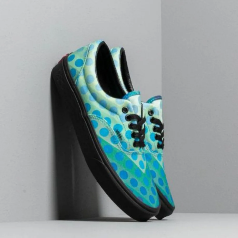 Vans X David Bowie "Space Oddity" Era - Picture 3 of 16